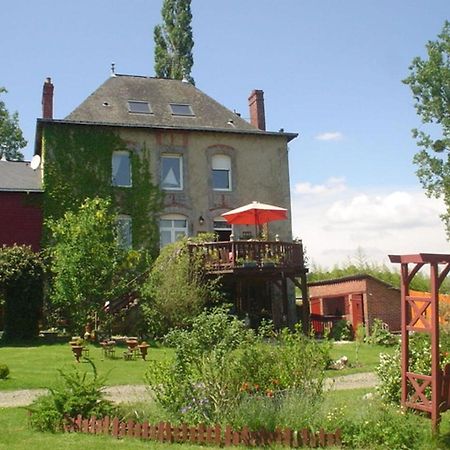 La Chaussee D'Olivet En Mayenne Esterno foto